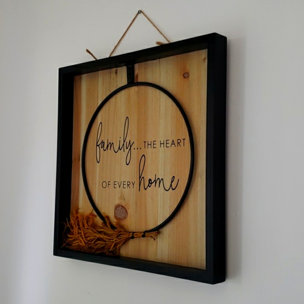 Charming Rustic Autumn Sign Family - Picture 7 of 8
